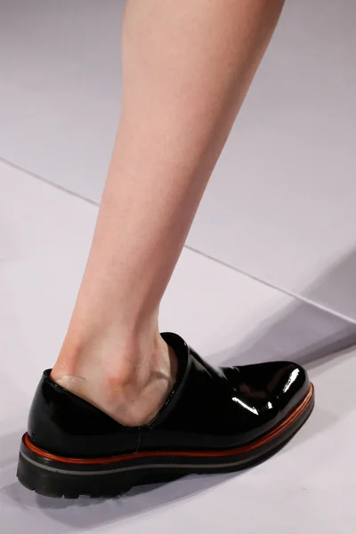 Look 50